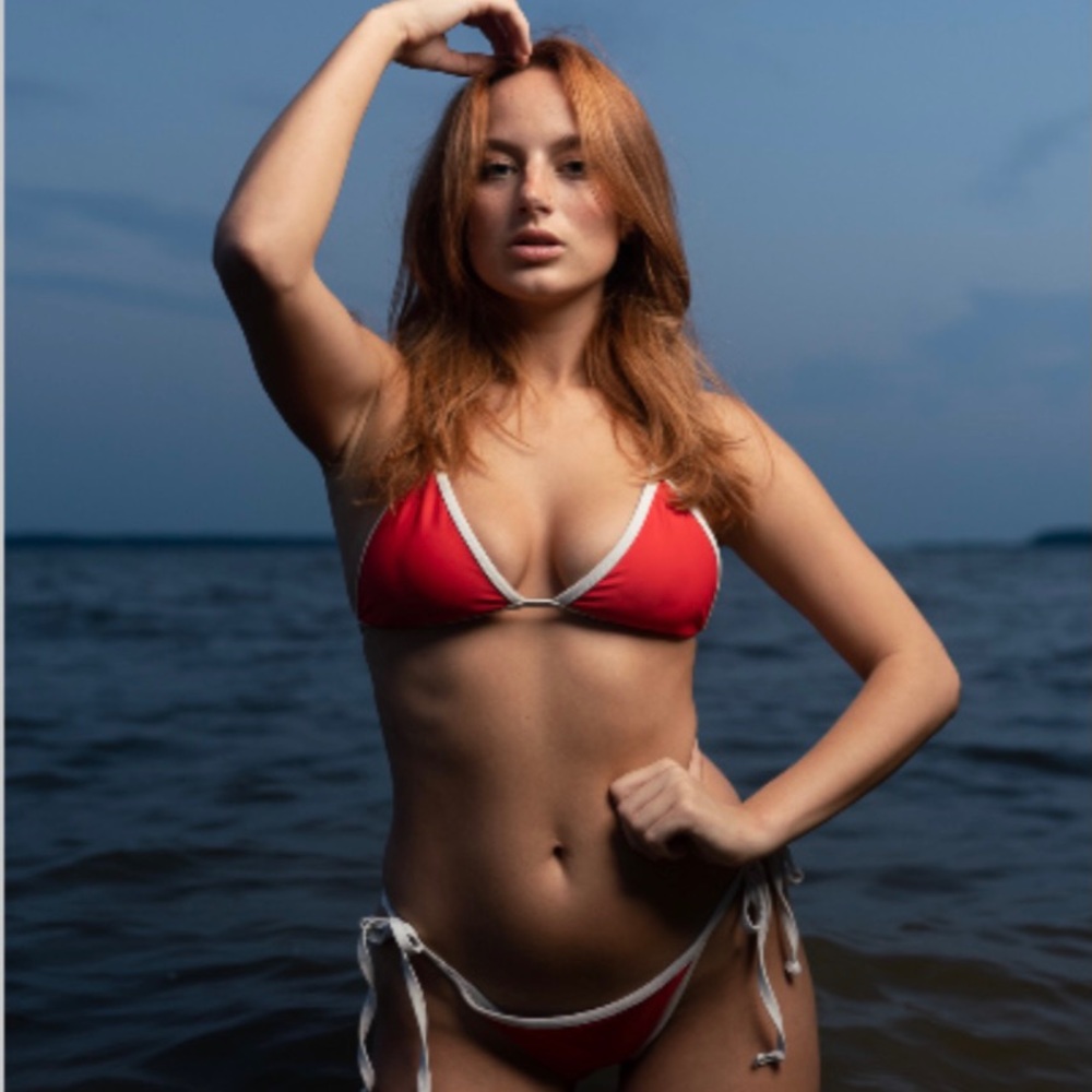 Reversible red and blue bikini!